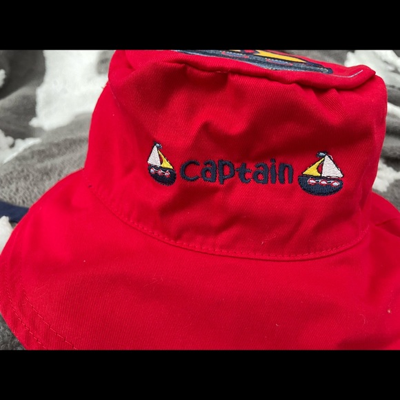 💙2/$25 Toddler reversible bucket hat - Picture 2 of 5